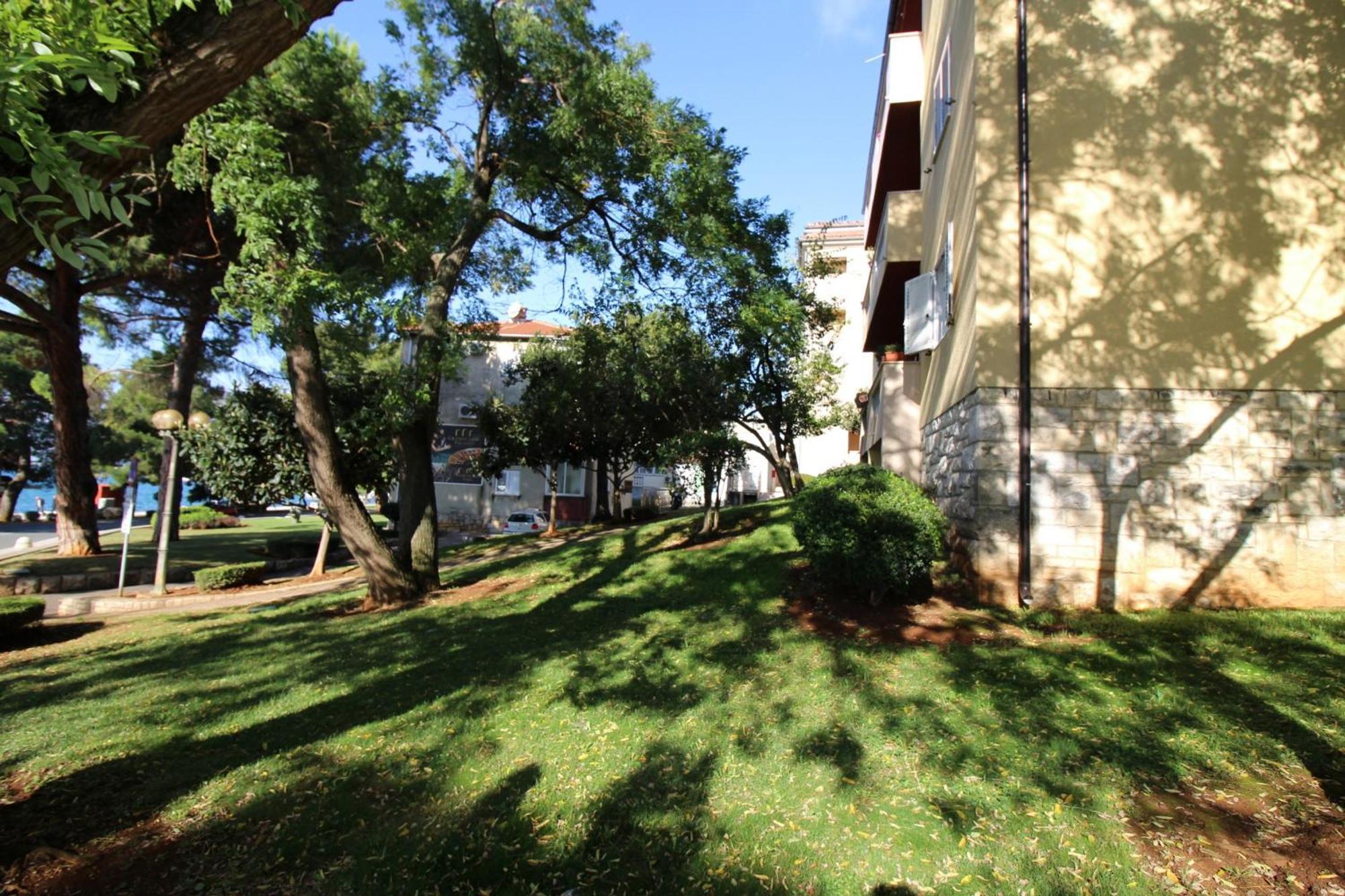 Apartment Agata In City Center Porec Ruang foto
